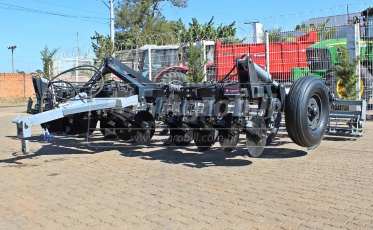 Subsolador 13 Hastes Asdadr Mp Desarme Automático Baldan