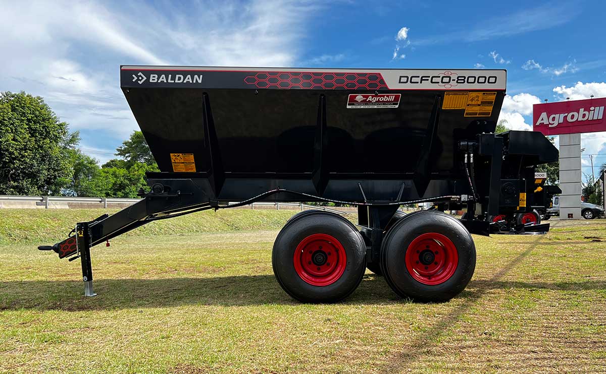 Distribuidor de Calcário Dcfco 8000 com Motor Hidráulico Baldan