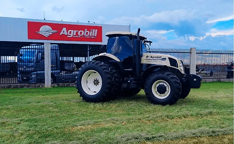 Trator New Holland T7 190 4x4 Ano 2021 Com 2417 horas - Único dono