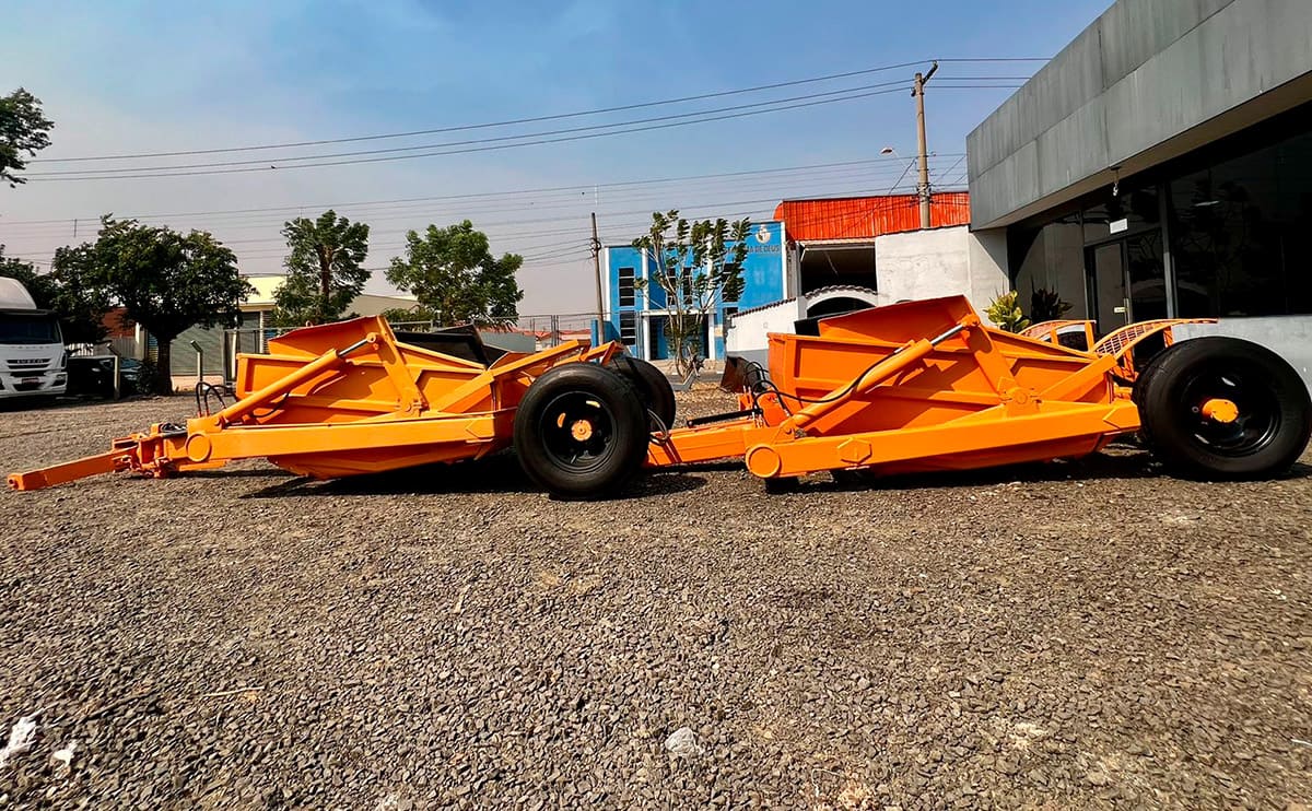 Conjunto De Raspadeiras Agricola / Scraper - Madal, 3,7 M³ Cada Caixa - Usado