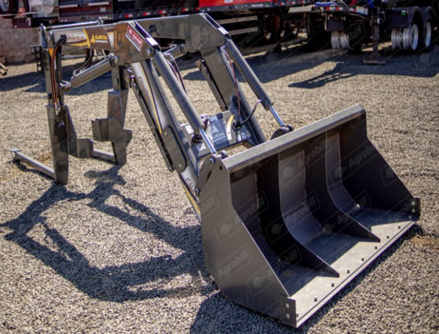 Conjunto Frontal de Concha PCAL 800 para Valtra A114 ao A134 e Massey Ferguson 6711 ao 6713 Almeida