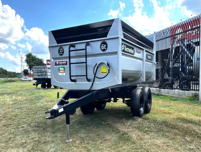 Carreta Agrícola Basculante Hidráulica CBTEC 7.500 – 7.5M³. Rodado Tandem com Pneus 11L15 Aro 15 Tecmesteel