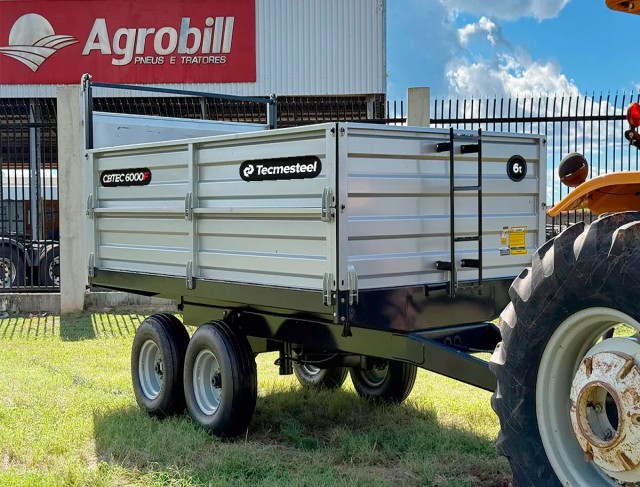 Carreta Agrícola Basculante Hidráulica CBTEC 6.500 – 6.5m³. Lateral Móvel. Rodado Tandem Com Pneus 11L15 Aro 15 Tecmesteel