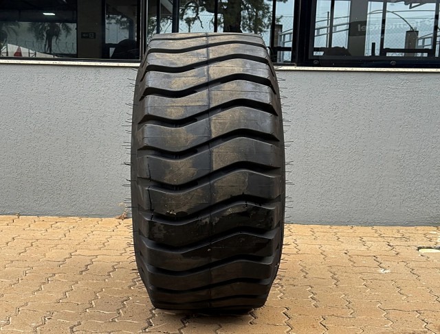Pneu 17.5x25 16L Mrl Mg2419 L-2