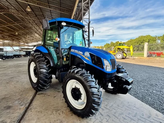 Trator New Holland TL 5.80 4X4 Ano 2023 com Redutor e Reversor
