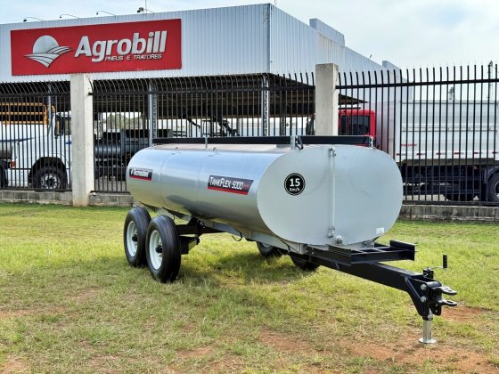 Carreta Agrícola Tanque de Água ou Diesel modelo TANKFLEX 5.000 Litros. Rodado Tandem com Pneus 7.50x16 aro 16 Tecmesteel