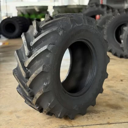 Pneu Agrícola 600/65R28 TA130 Radial Petlas