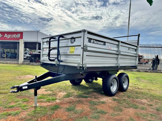 6.500 – 6.5m³ - Carreta Agrícola Basculante Hidráulica CBTEC. Lateral Móvel. Rodado Tandem Com Pneus 7.50 Aro 16 Tecmesteel