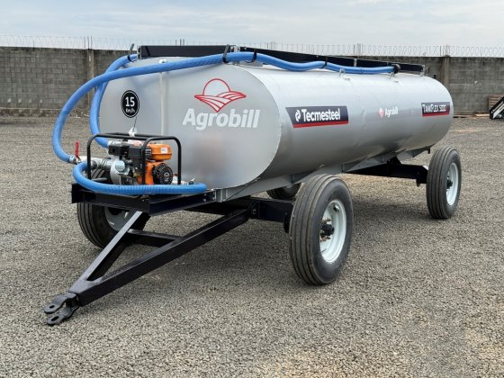 Carreta Agrícola Tanque de Água ou Diesel Com Motobomba Gasolina 4 Tempos Autoescorvante de 2 Polegadas- TANKFLEX 5000 Litros 2 Eixos Rodado Simples com Pneus 7.50x16 aro 16 - Tecmesteel