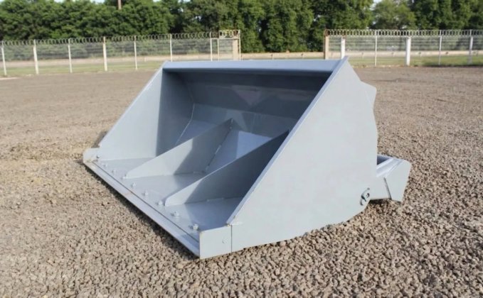 Pá Hidráulica de 1,70 m Modelo PH com volume de 600 L para conjunto PD Bomba Trator/  sem Válvula para Tratores Ford 7610 / 7630 / 6610 a 8030 - Baldan